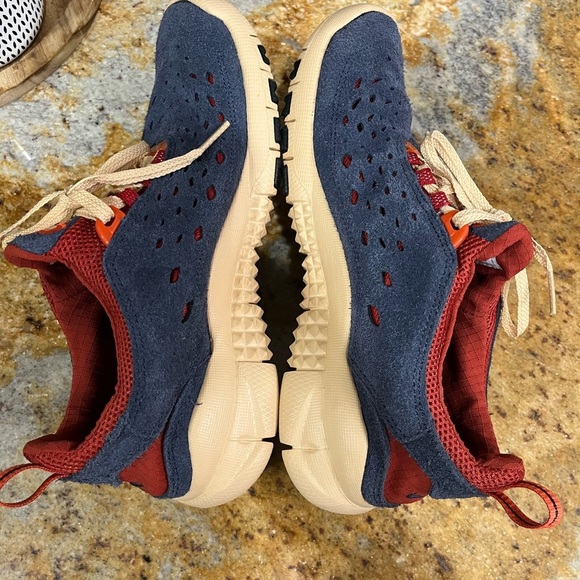 Nike free run trail size 7.5 - Picture 5 of 8